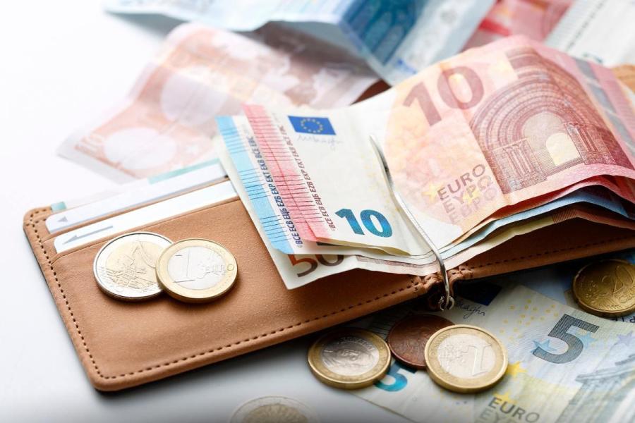 Bis zu 147 Euro weniger: Deutliche Kürzung bei Millionen Rentnern - Wer jetzt betroffen ist