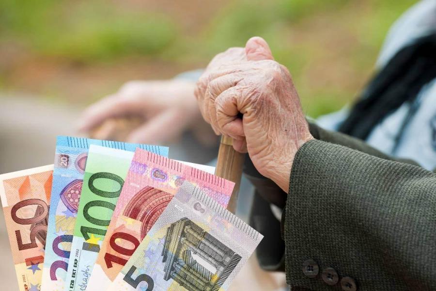 Fast 300 Euro mehr - Monatlicher Rentenzuschlag wird bald ausgezahlt